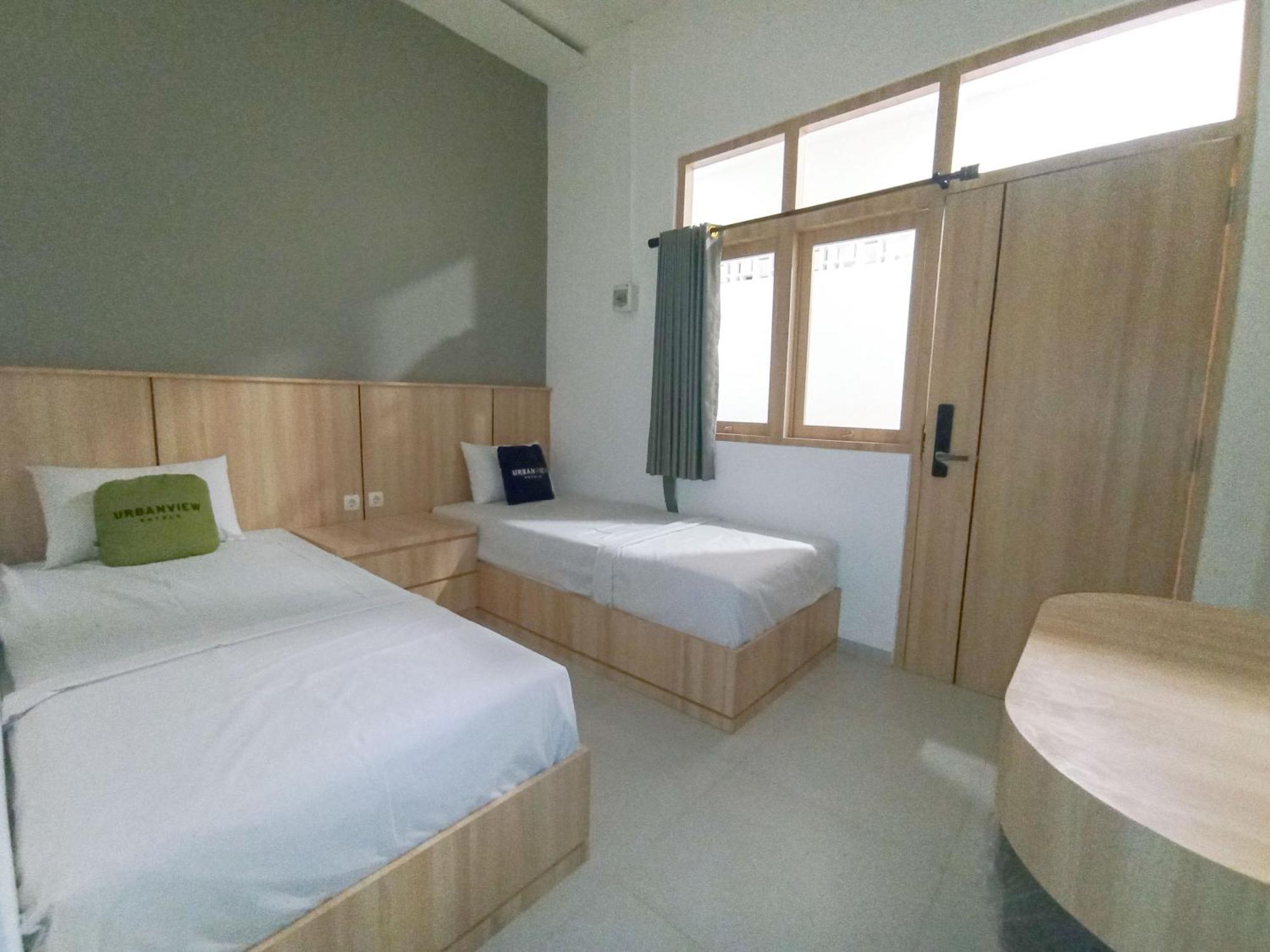 Urbanview Hotel Subali بوروكيرتو المظهر الخارجي الصورة