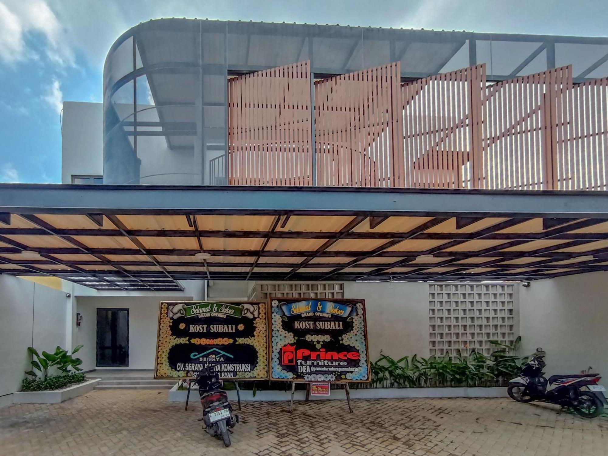 Urbanview Hotel Subali بوروكيرتو المظهر الخارجي الصورة